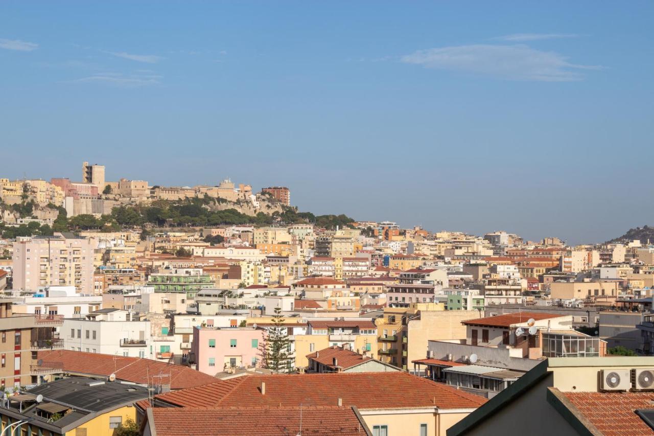 Terrazza61 - Appartamento Con Vista Spettacolare Sulla Citta Di Cagliari Luaran gambar
