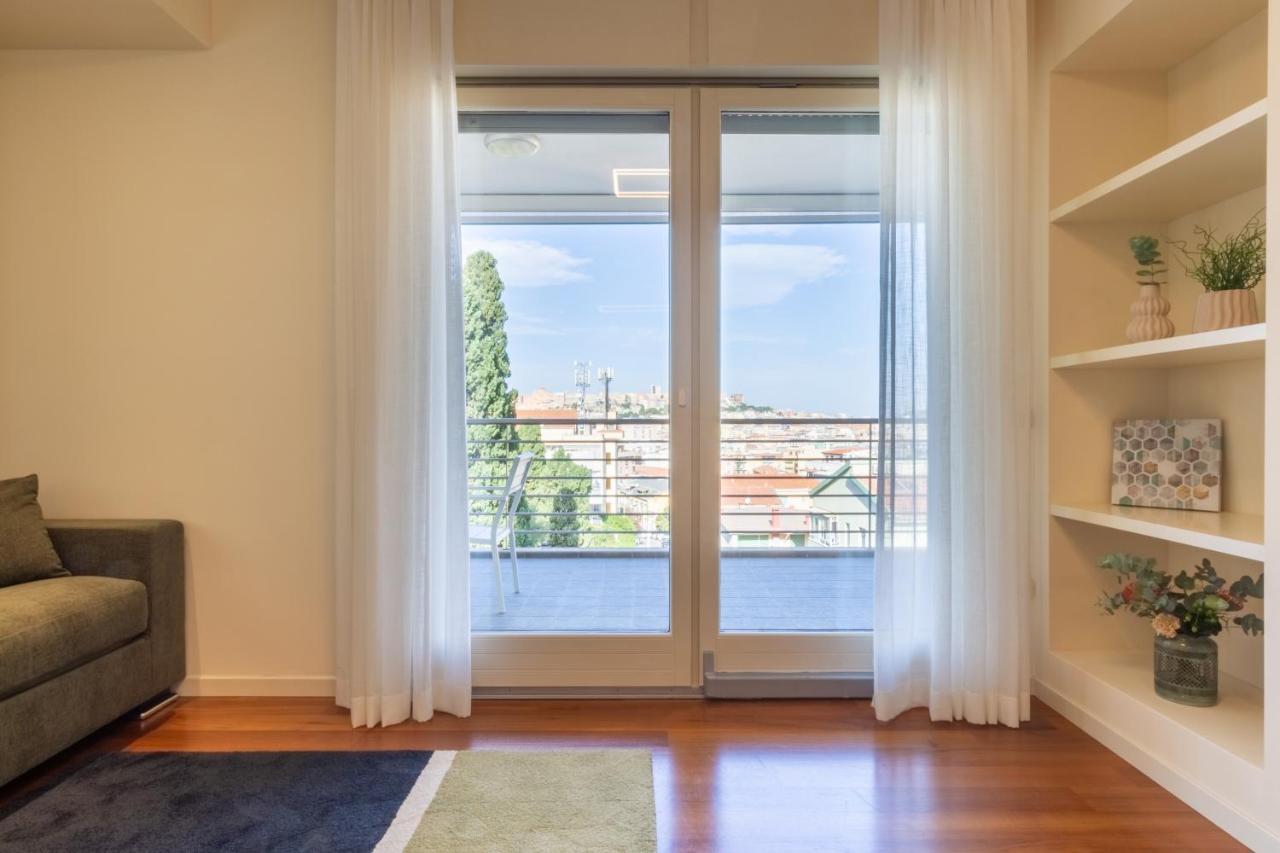 Terrazza61 - Appartamento Con Vista Spettacolare Sulla Citta Di Cagliari Luaran gambar